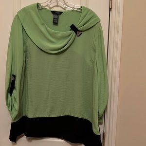 Petite Ali Miles lime green and black blouse.